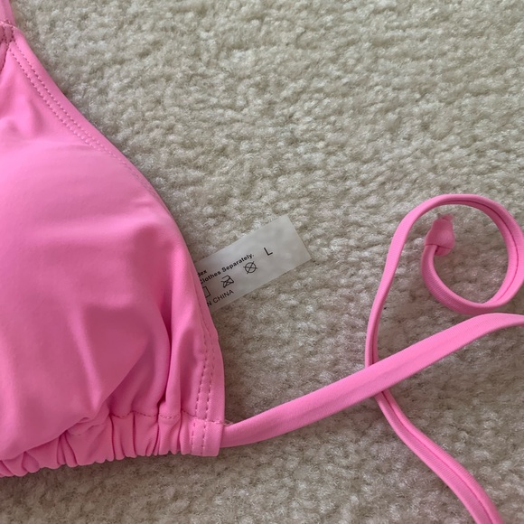 Pink bikini - Picture 3 of 3